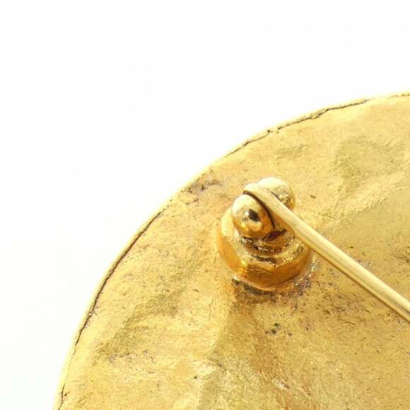 CHANEL Gold Brooch